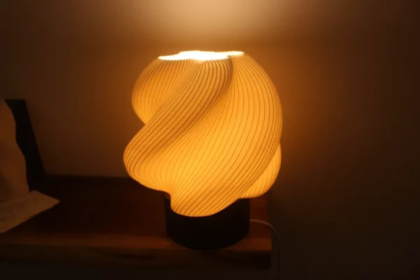 "Flowform" – La luce in movimento