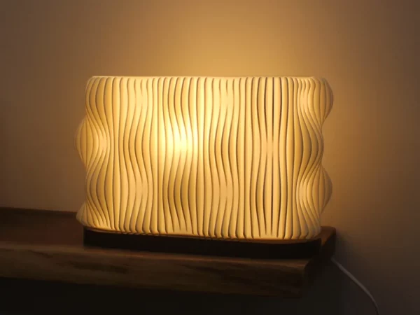 "Waveform" – Luce strutturata, design vivo